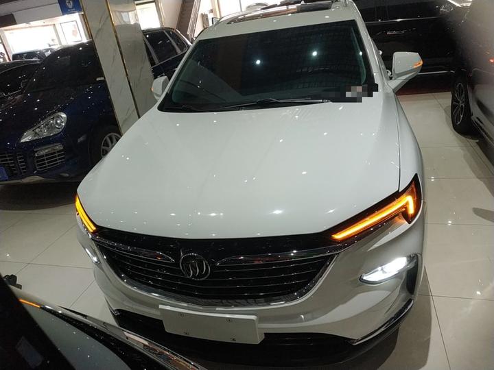 2020 28T AWD Premium photo 2