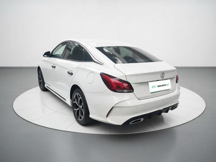 MG5 2022 180DVVT MT Luxury photo 4