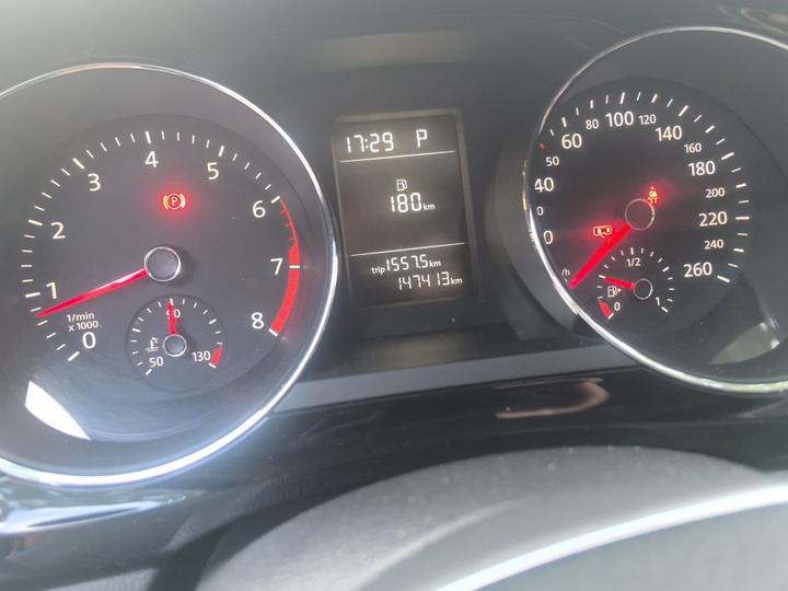 Sagitar 2015 230TSI AT Comfort photo 2
