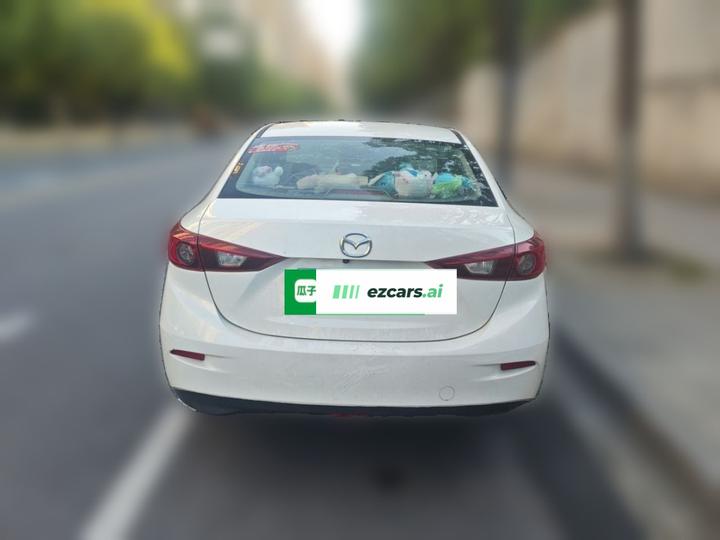 3 Axela 2016 Sedan 1.5L AT Comfort photo 5