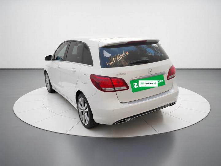 B-Class 2018 B 200 Dynamic photo 4