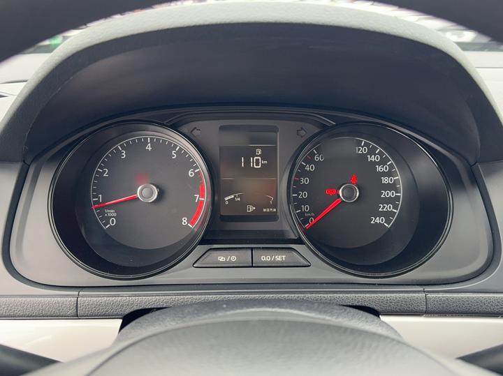 Lavida 2015 1.6L MT photo 4
