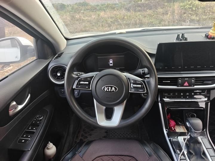 K3 2019 1.5L CVT Smart photo 3