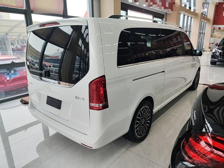 V-Class 2018 V 260 L Premium Extended China VI photo 4