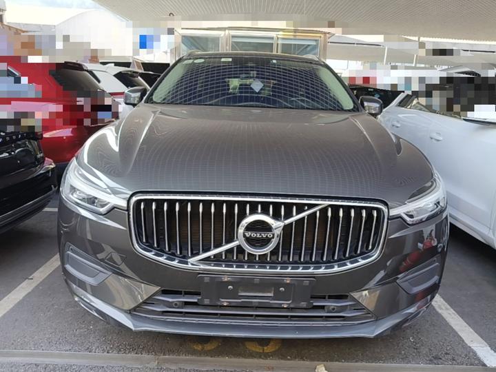 XC60 2018 T4 photo 2