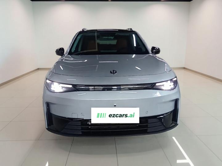 Leapmotor C16 2024 EV 520 Exclusive photo 2