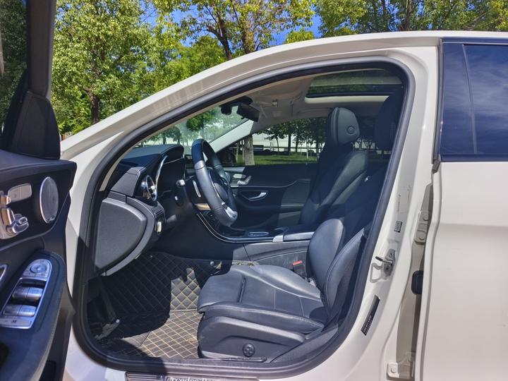 C-Class 2020 Facelift C 260 L Sport photo 6