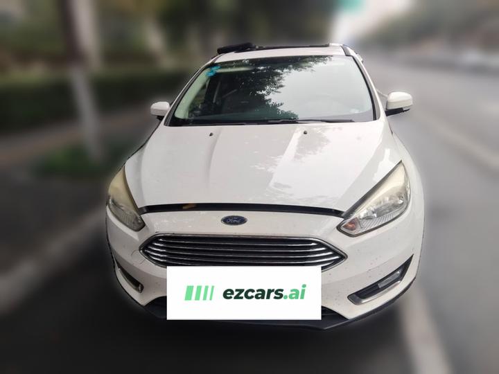 Focus 2015 Sedan EcoBoost 125 AT photo 2