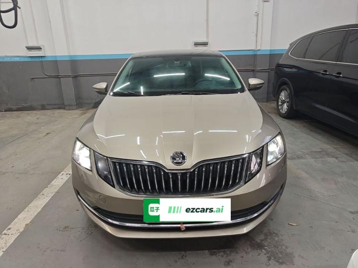 Octavia 2019 1.5L AT Luxury China VI photo 2