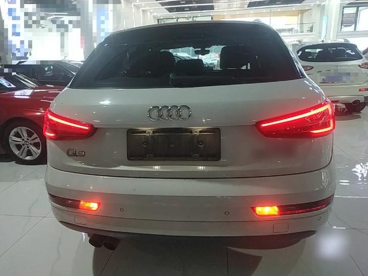 Q3 2017 35 TFSI photo 3
