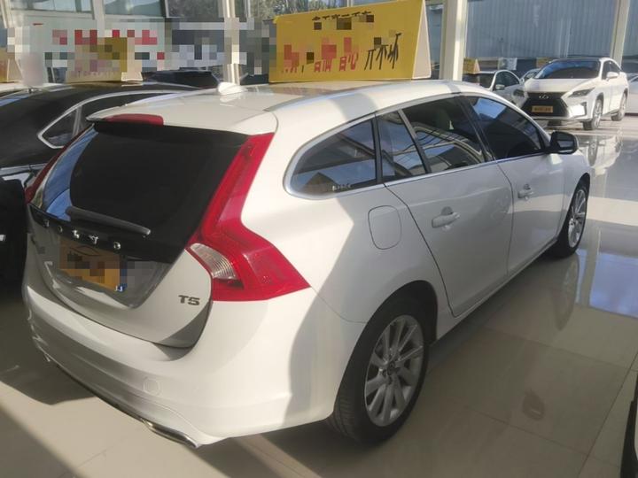 V60 2015 T5 photo 6