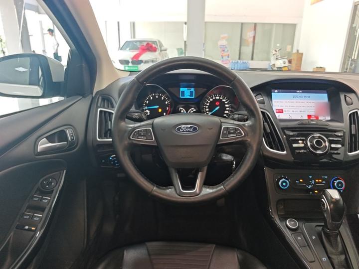 Focus 2020 Hatchback Classic 1.5L AT photo 6