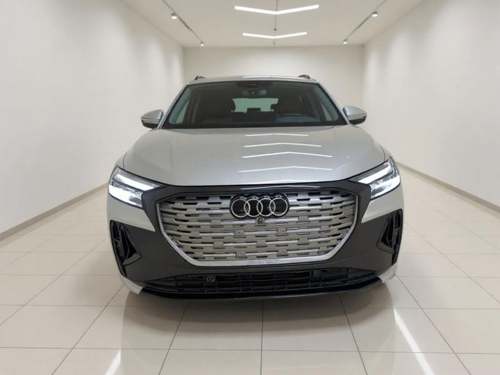 Q4 e-tron 2024 40 e-tron photo 2