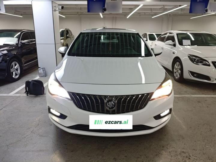 Verano 2016 Hatchback 15S AT Progressive photo 2