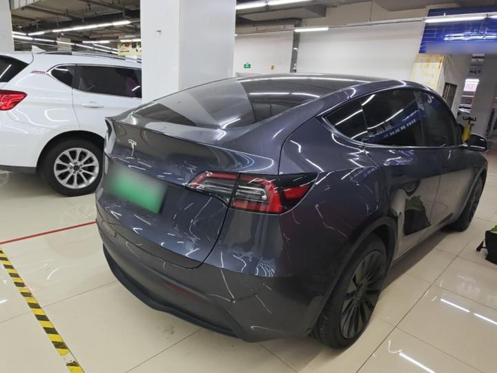 Model Y 2023 RWD photo 6