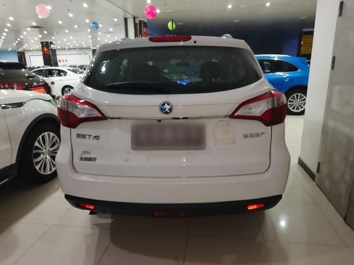 T70 2016 1.6L MT photo 3