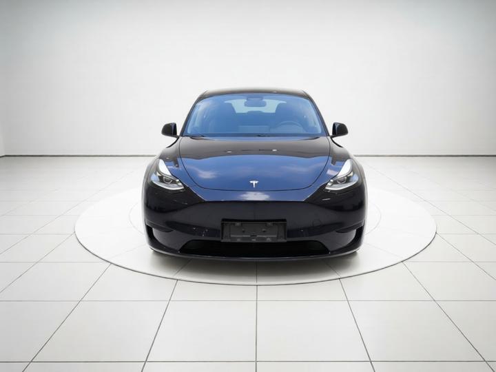 Model Y 2024 RWD photo 2