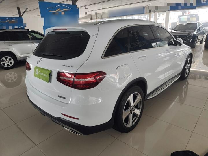 GLC 2017 GLC 300 4MATIC Dynamic photo 4