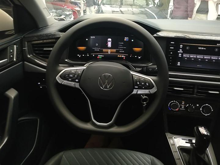 Lavida 2023 1.5L AT photo 6
