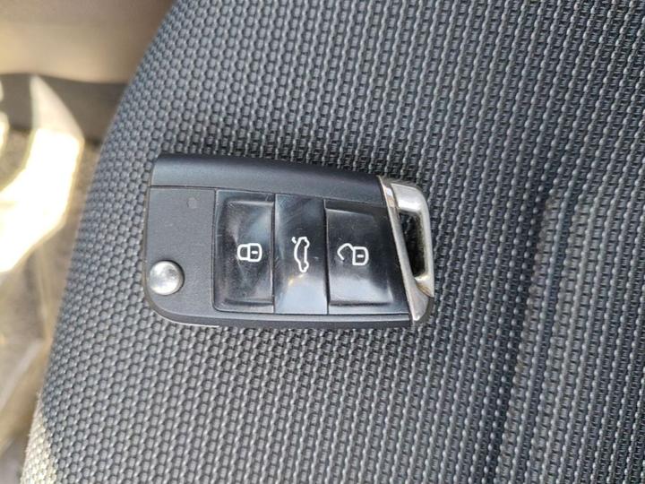 Golf 2018 1.6L AT Comfort photo 8