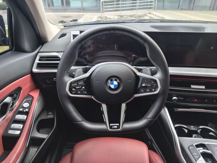 3 Series 2025 325Li M Sport Package photo 6