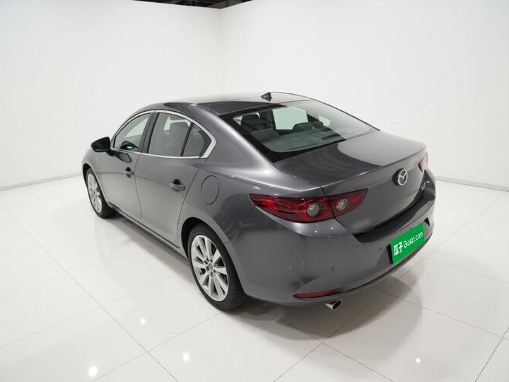 3 Axela 2020 2.0L AT photo 4
