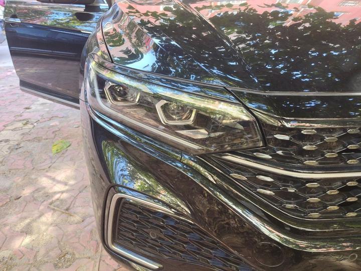 Passat 2023 330TSI Luxury photo 7