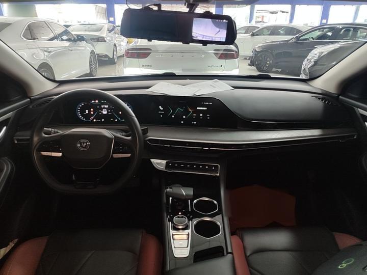Eado 2022 PLUS NE 1.4T GDI DCT Premium photo 5