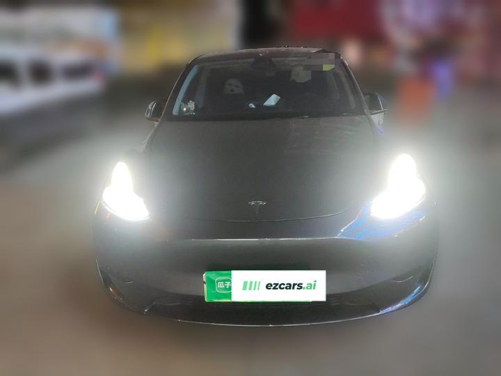 Model Y 2024 RWD photo 2