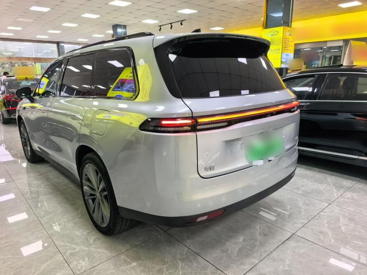 Leapmotor C16 2024 EV 520 Exclusive photo 4