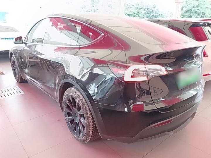 Model Y 2021 Standard Range RWD photo 4