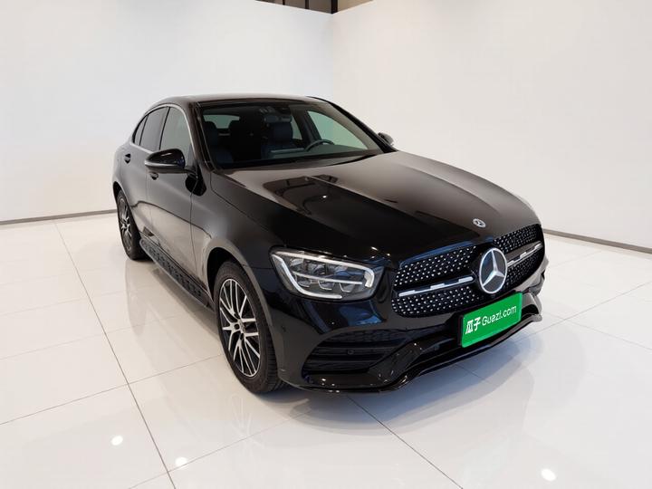 GLC Coupe 2023 GLC 260 4MATIC Coupe SUV photo 3