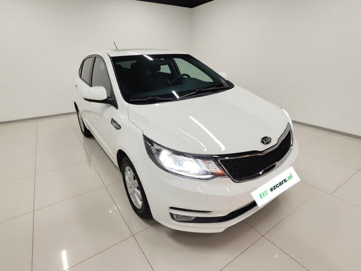K2 2015 Hatchback 1.4L AT GLS photo 3