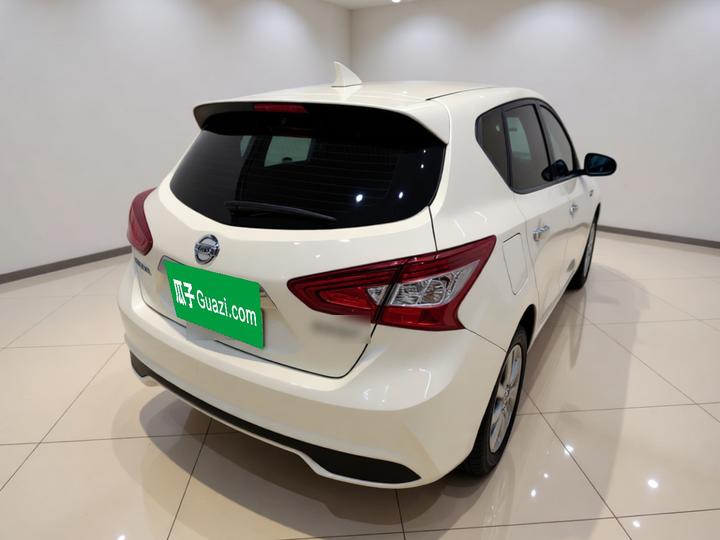 Tiida 2024 1.6L CVT photo 4