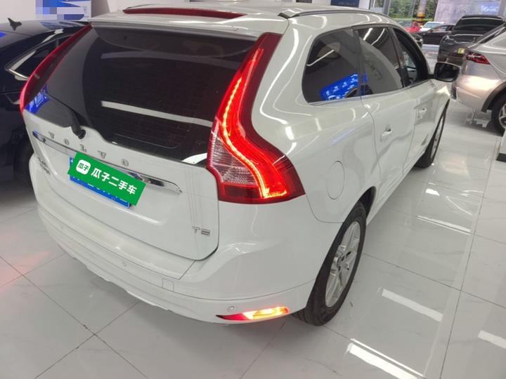 XC60 2017 T5 Upgraded photo 6