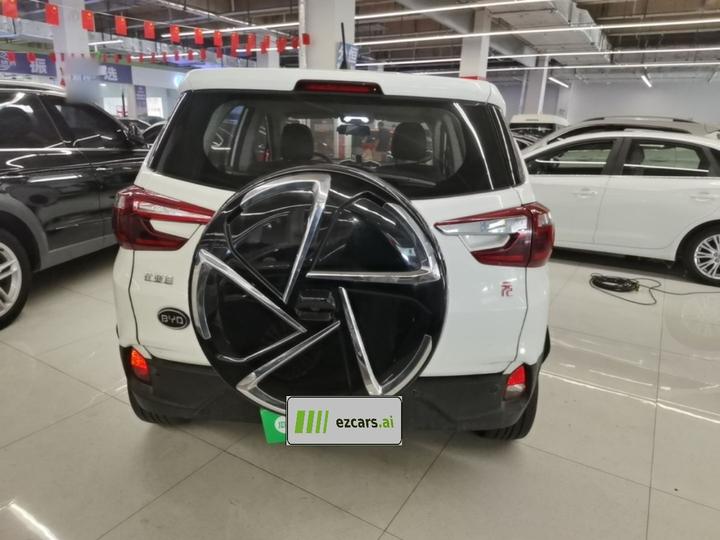 Yuan 2017 1.5L AT photo 3