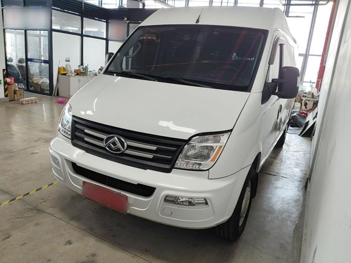 MAXUS V80 2023 2.0T MT Classic Long Wheelbase 6/7/8/9-Seater