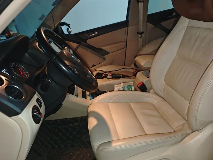 Tiguan 2012 1.8TSI AT RWD photo 7
