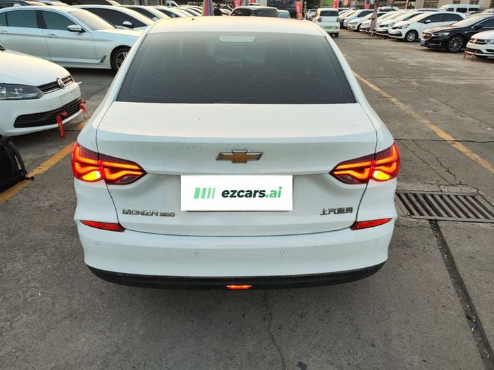 Cruze 2022 320 AT photo 5