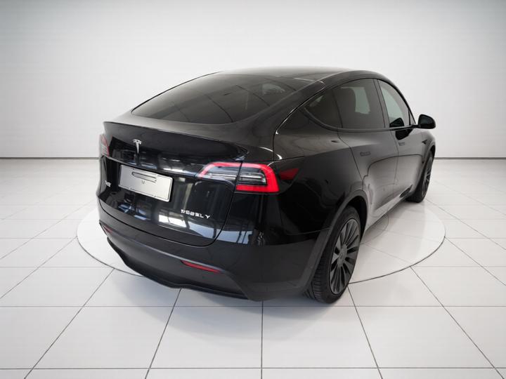 Model Y 2022 Facelift RWD photo 6