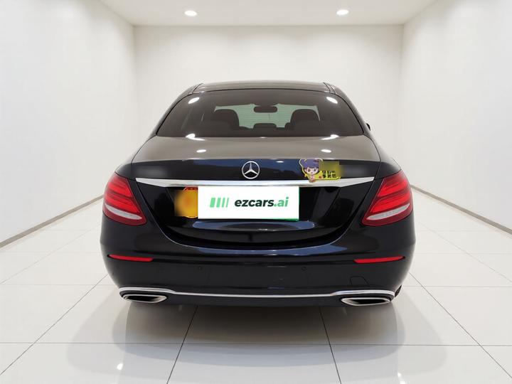 E-Class 2018 Facelift E 200 L 4MATIC photo 5