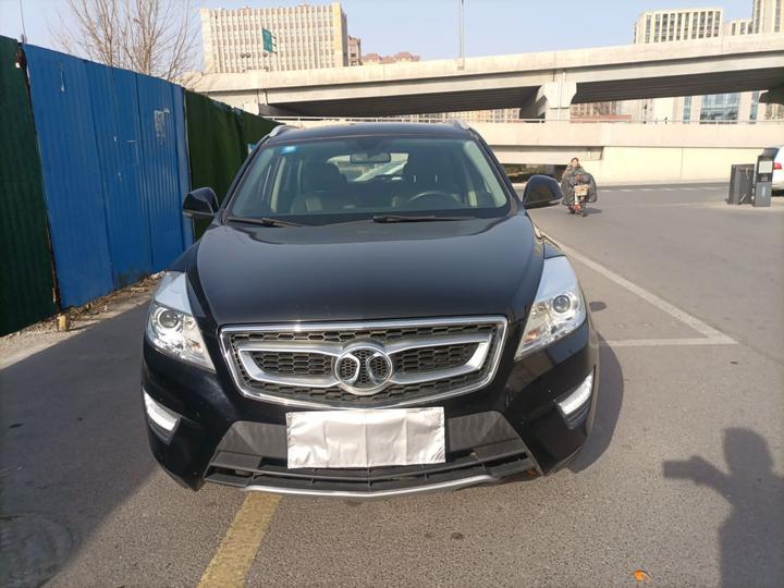 BAIC X65 2015 2.0T AT Elite photo 2