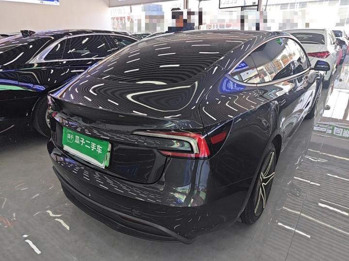 Model 3 2023 RWD photo 6