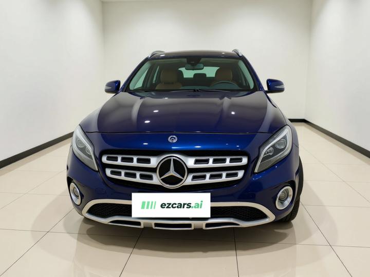GLA 2017 GLA 220 4MATIC Fashion photo 2