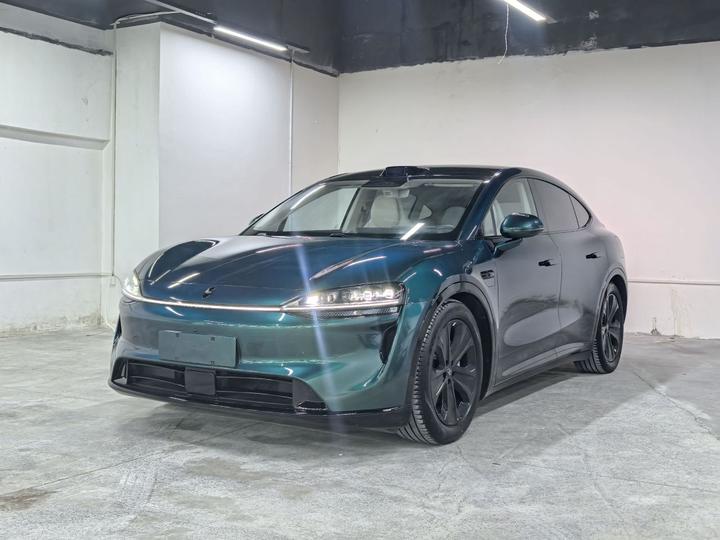 HIMA Luxeed R7 2026 EV Max+ 192-Line LiDAR