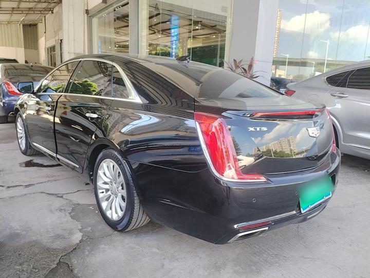 XTS 2018 28T Elite photo 4