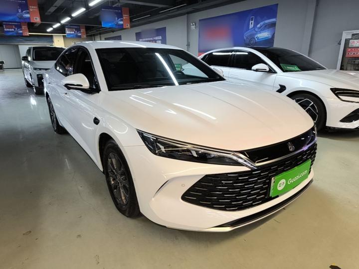 Qin L 2025 DM-i ADAS 80KM Leading photo 3
