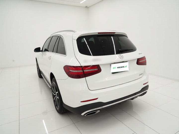 GLC 2019 GLC 260 L 4MATIC Dynamic photo 4