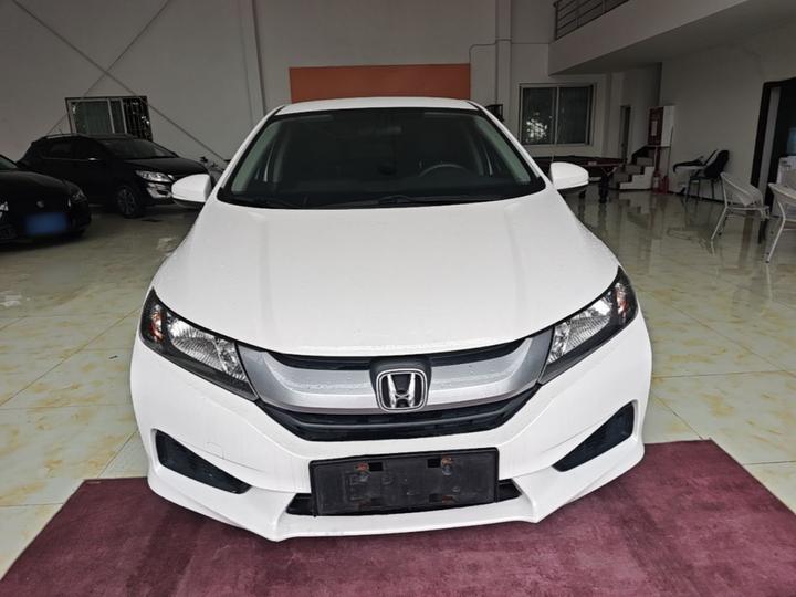 2017 1.5L CVT Elite photo 2