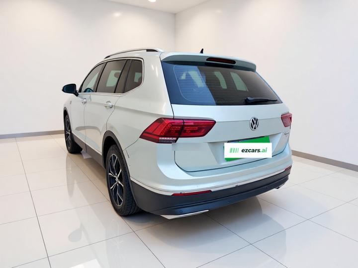 Tiguan L 2017 380TSI AT AWD Flagship photo 4